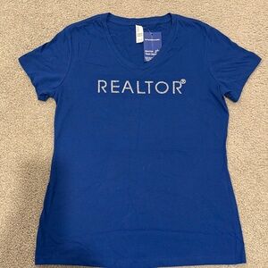 Blue REALTOR T-Shirt size M New